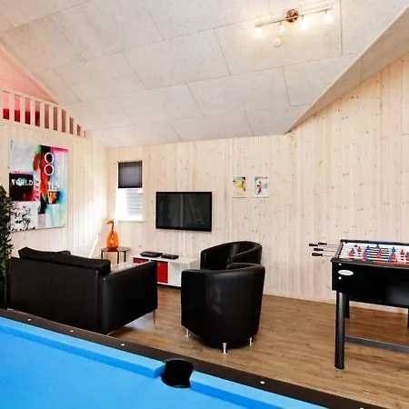 Casa de Férias Eskilstrup Sleeps 16 Pool Wifi Eskilstrup (Funen)